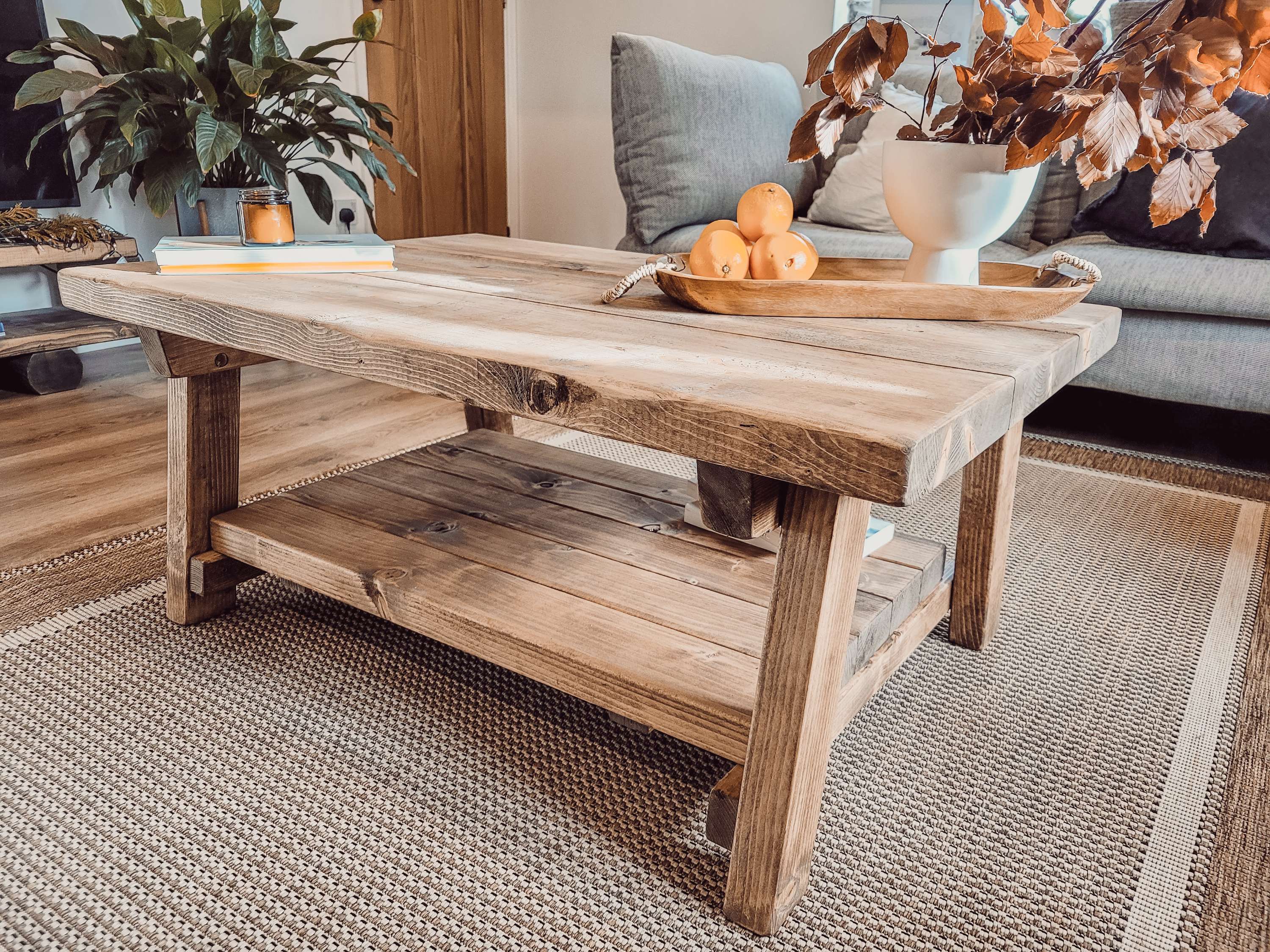 ARBA Rustic Wooden Coffee Table With Shelf