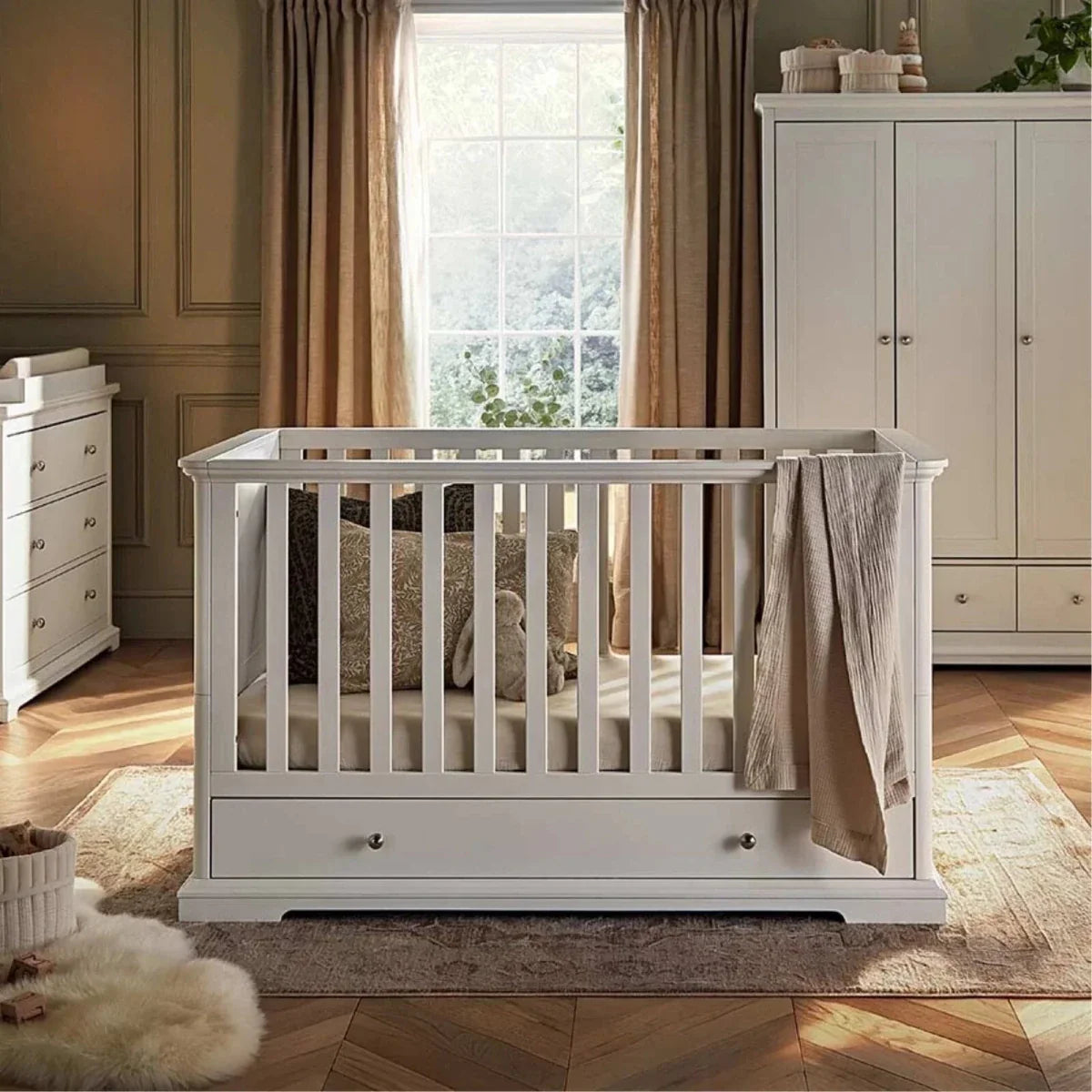 CuddleCo Beaumont Cot Bed - White