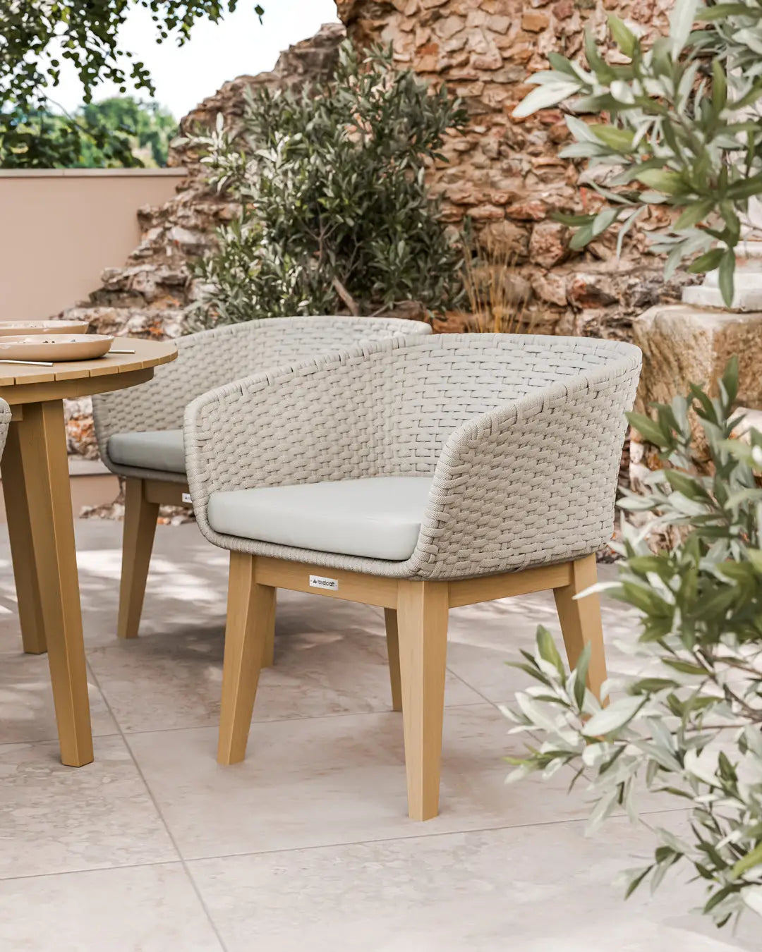 Roma 6 Seater Round Sunray with Terrazzo Insert Dining Set with Eden Dusk Chairs