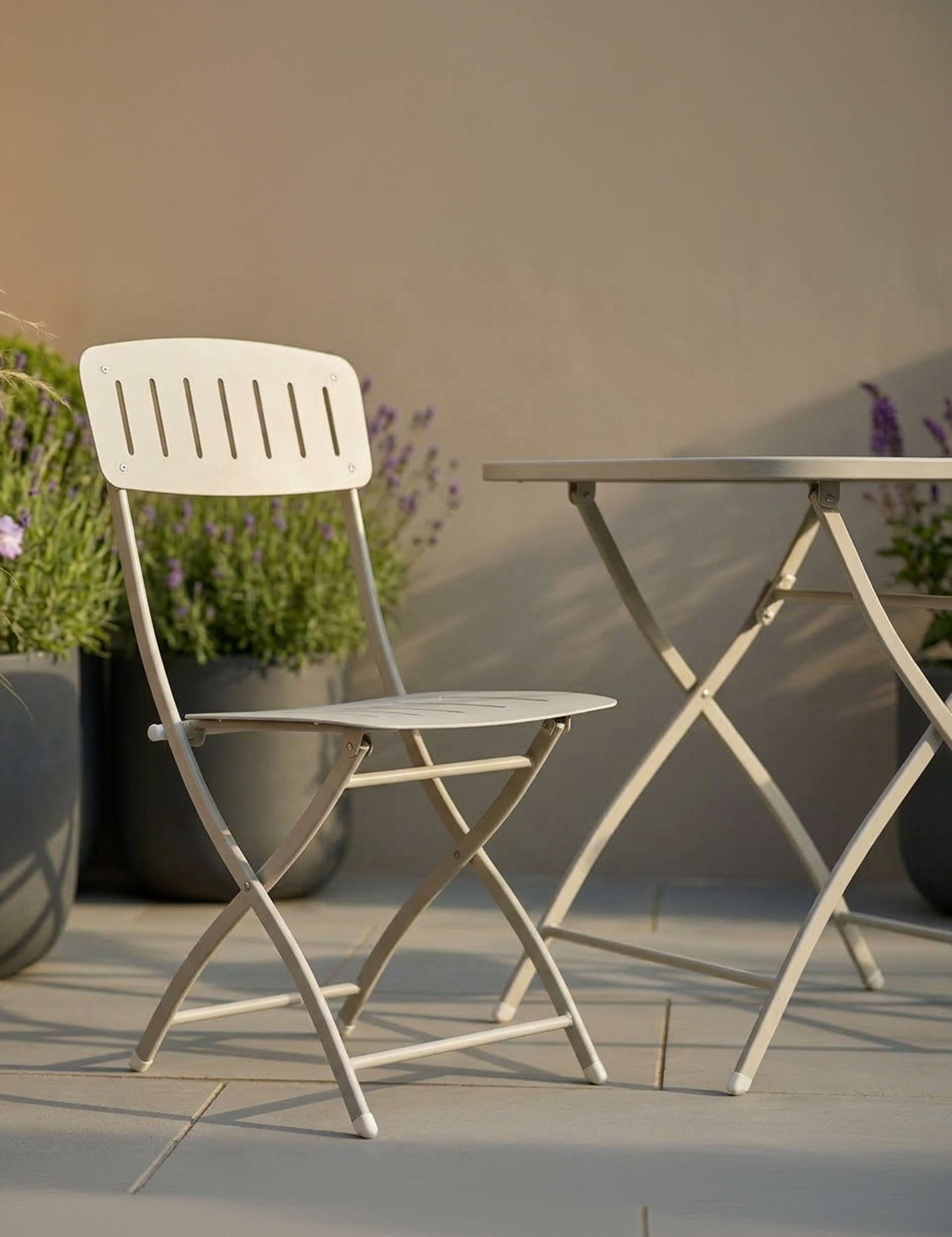 Venice 2 Seater Folding Bistro Set in Champagne